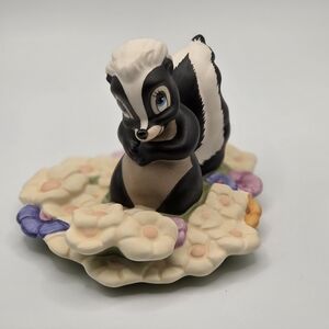 WDCC Walt Disney Collections Bambi "Oh...Gosh" Flower Figurine